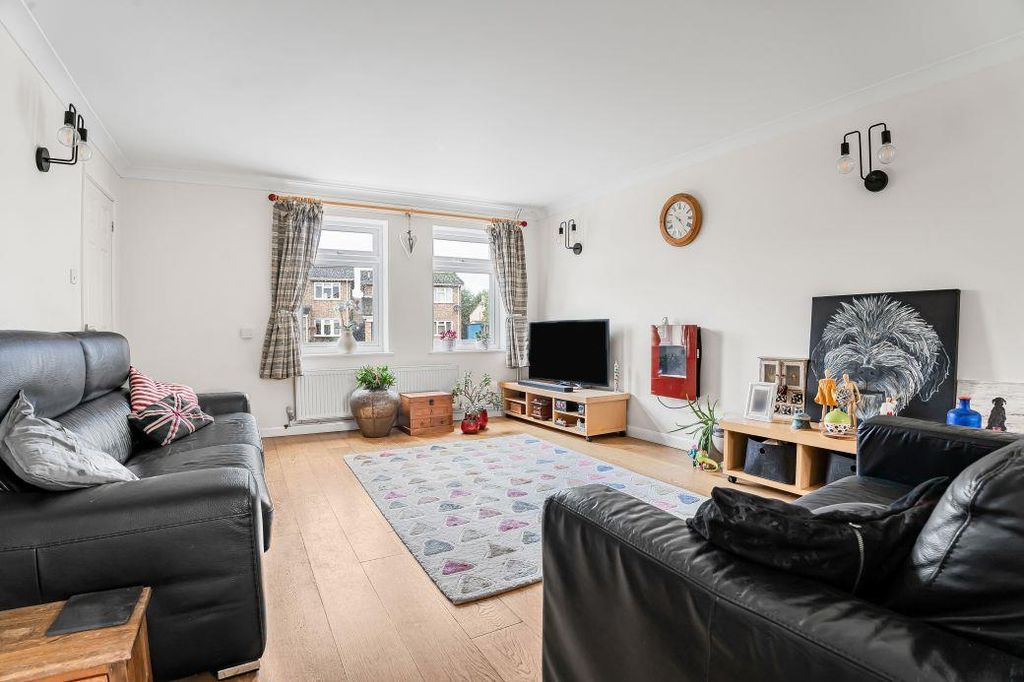 Property photo 2 of 23 8_66484.Jpg