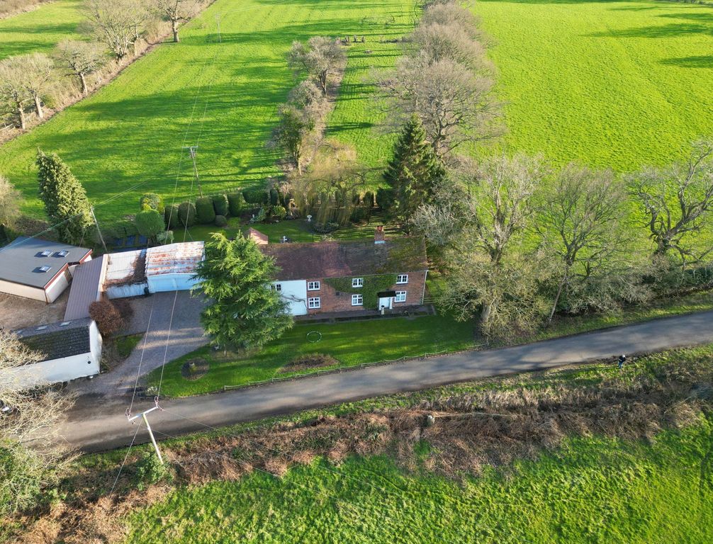 Property photo 1 of 32
