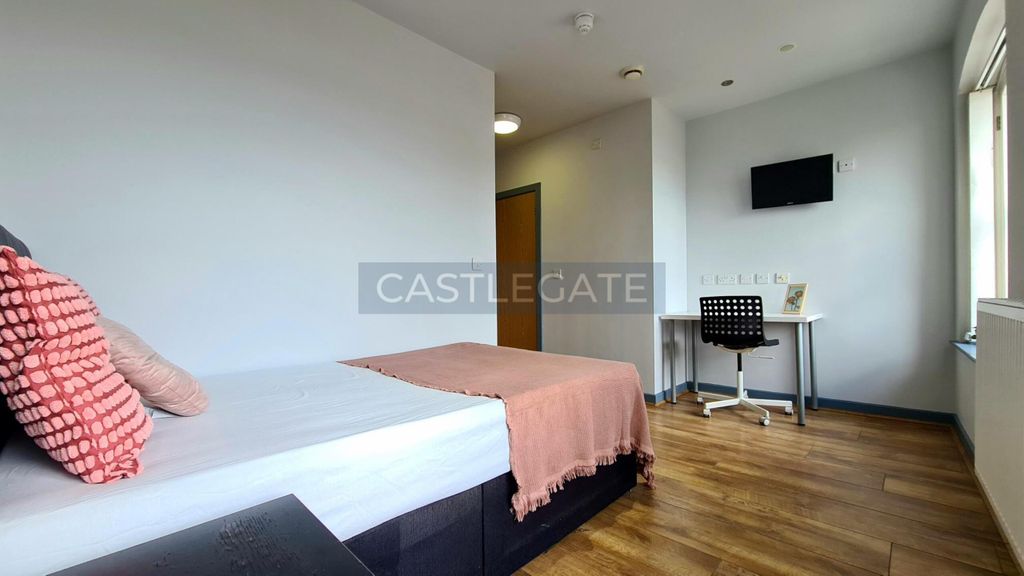 Property photo 3 of 19 Room 2.2.4, Threadworks, Huddersfield