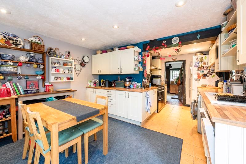 Property photo 3 of 23 Photo 10