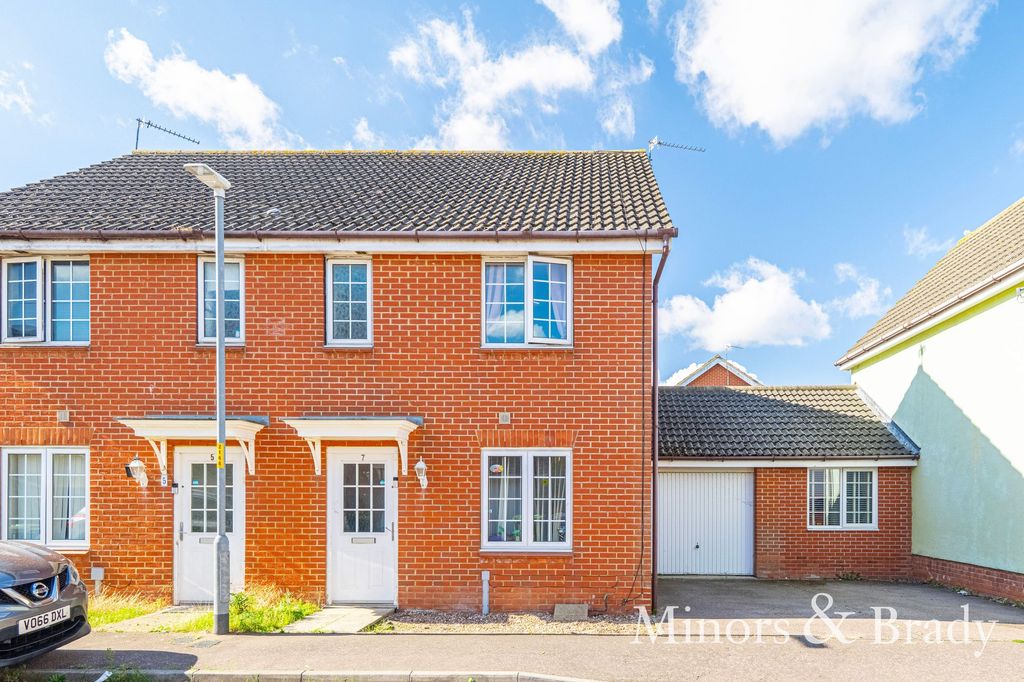 Property photo 1 of 14