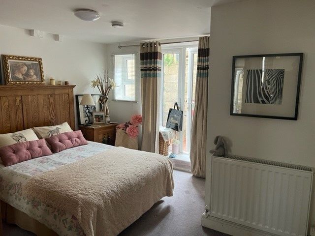 Property photo 1 of 13 Bright, Well-Presented Master Bedroom With A Large...