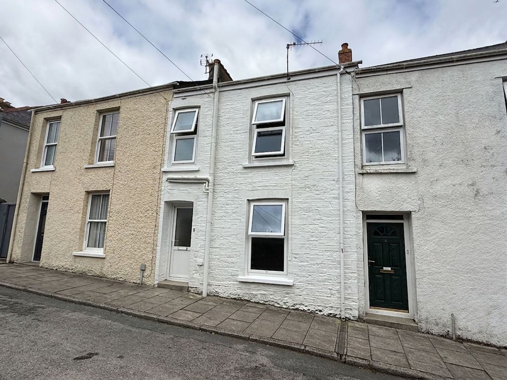 Property photo 1 of 11