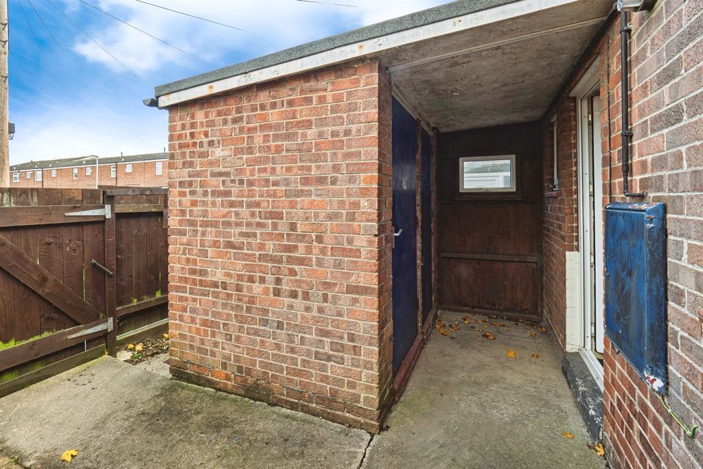 Property photo 2 of 14