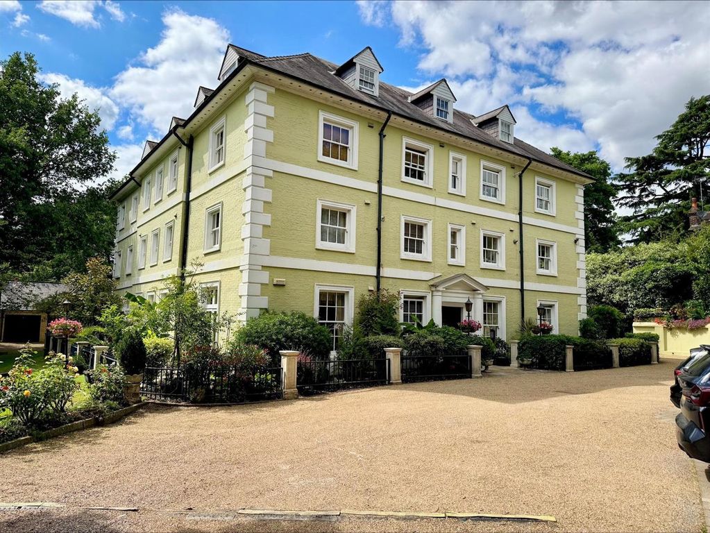 Property photo 1 of 10