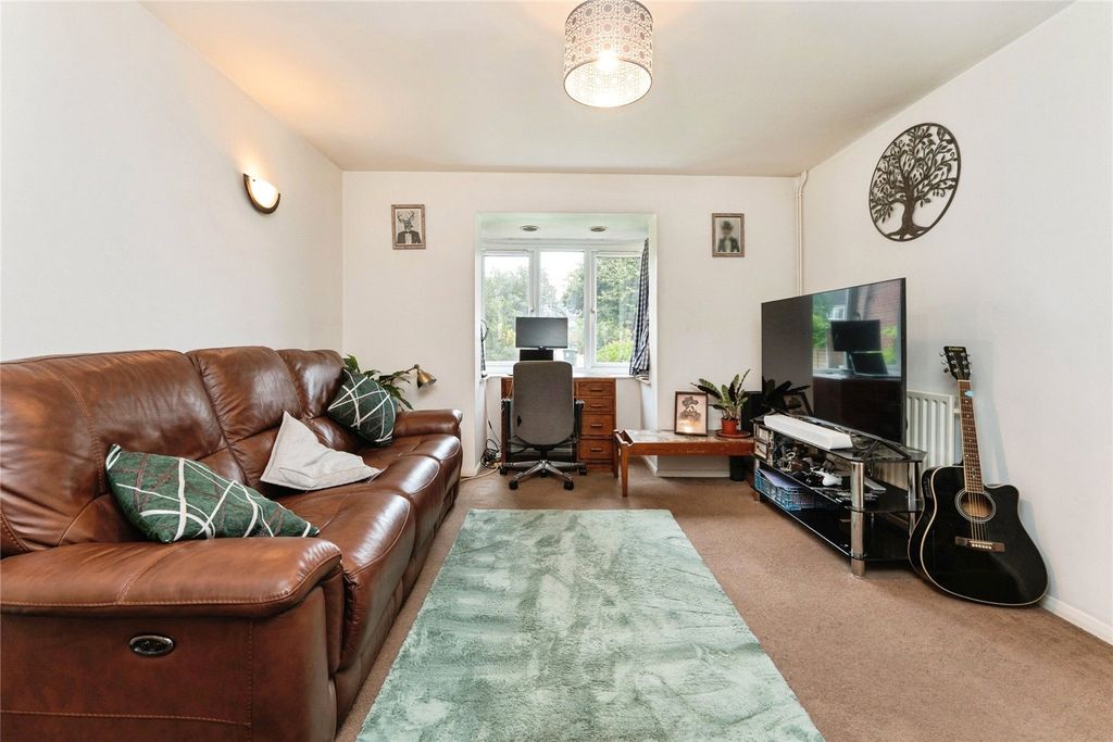Property photo 2 of 13 Picture No. 01