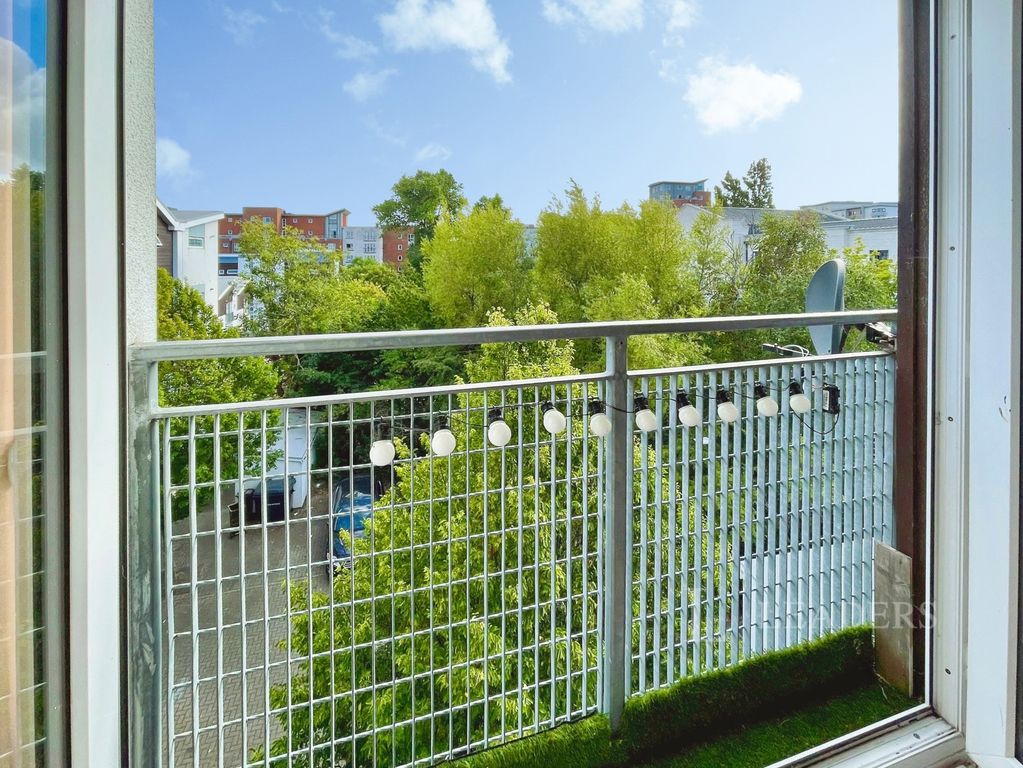 Property photo 3 of 13 Juliette Balcony