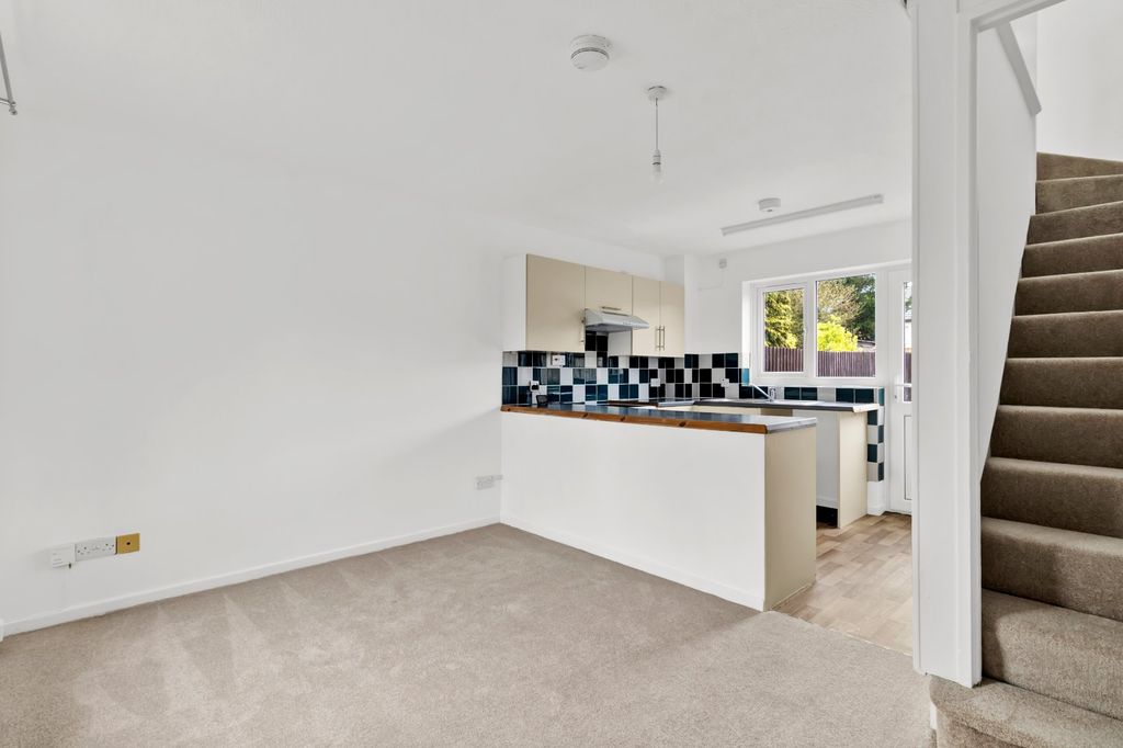 Property photo 2 of 10 Picture No. 19