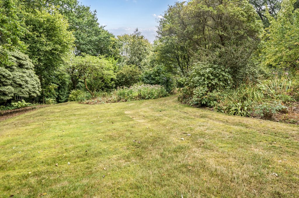 Property photo 3 of 17 1345247-27-68Af1F...