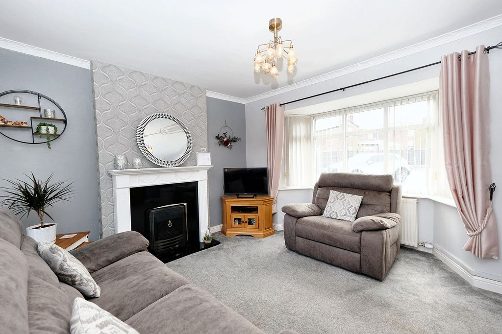 Property photo 3 of 22