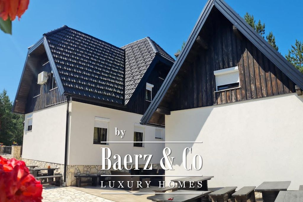 Property photo 3 of 35