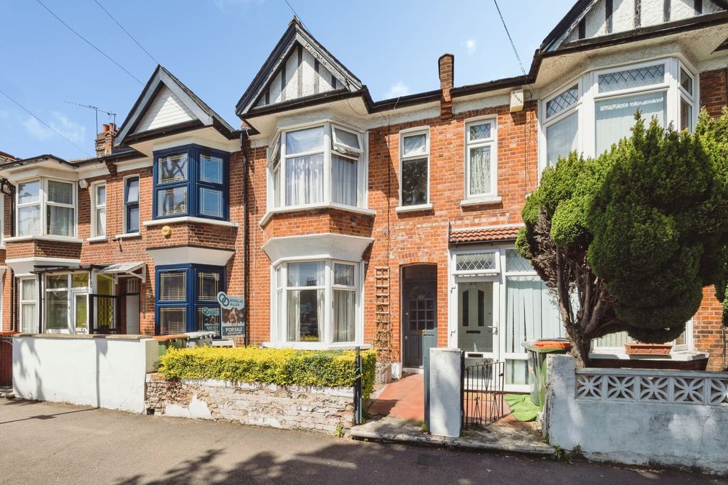 Property photo 1 of 16 Pbox-Img.Jpg