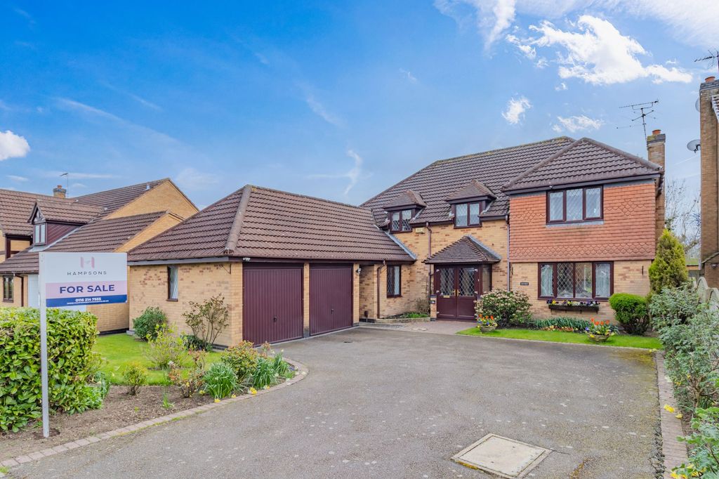 Property photo 1 of 26