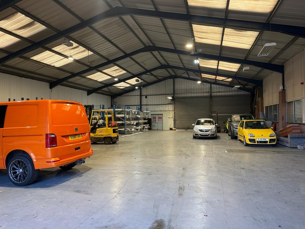 Property photo 3 of 3