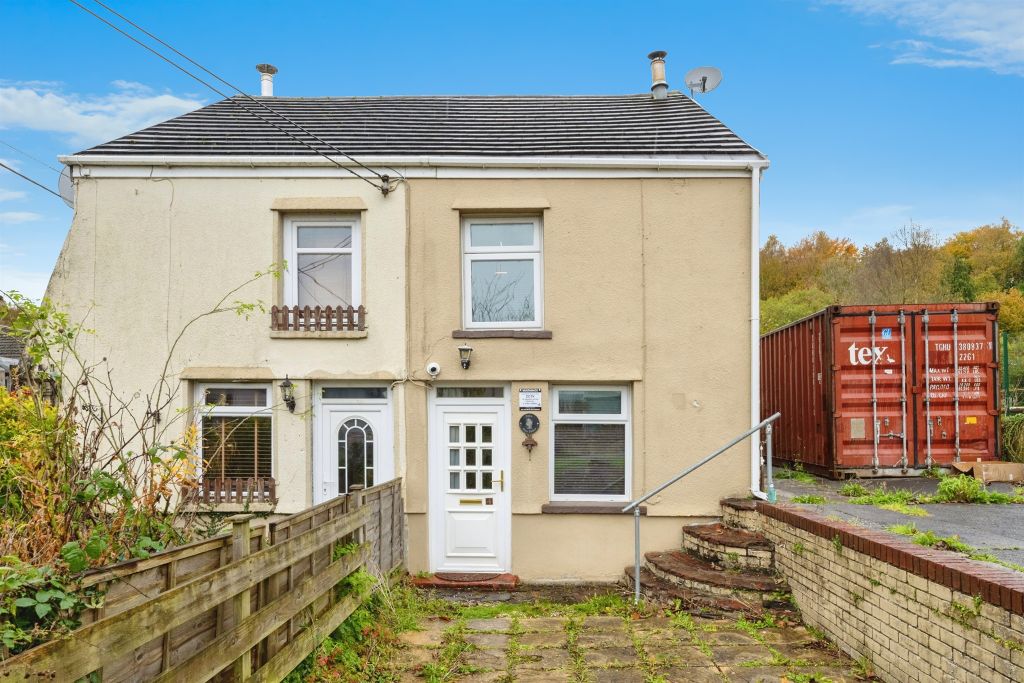 Property photo 2 of 16