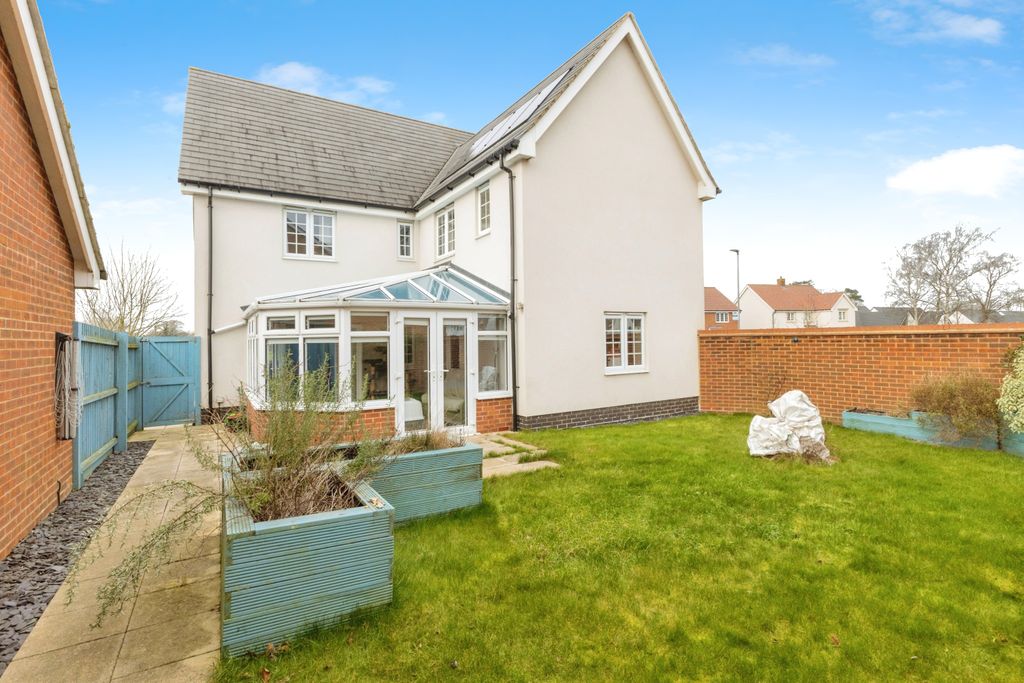 Property photo 3 of 17 Photography