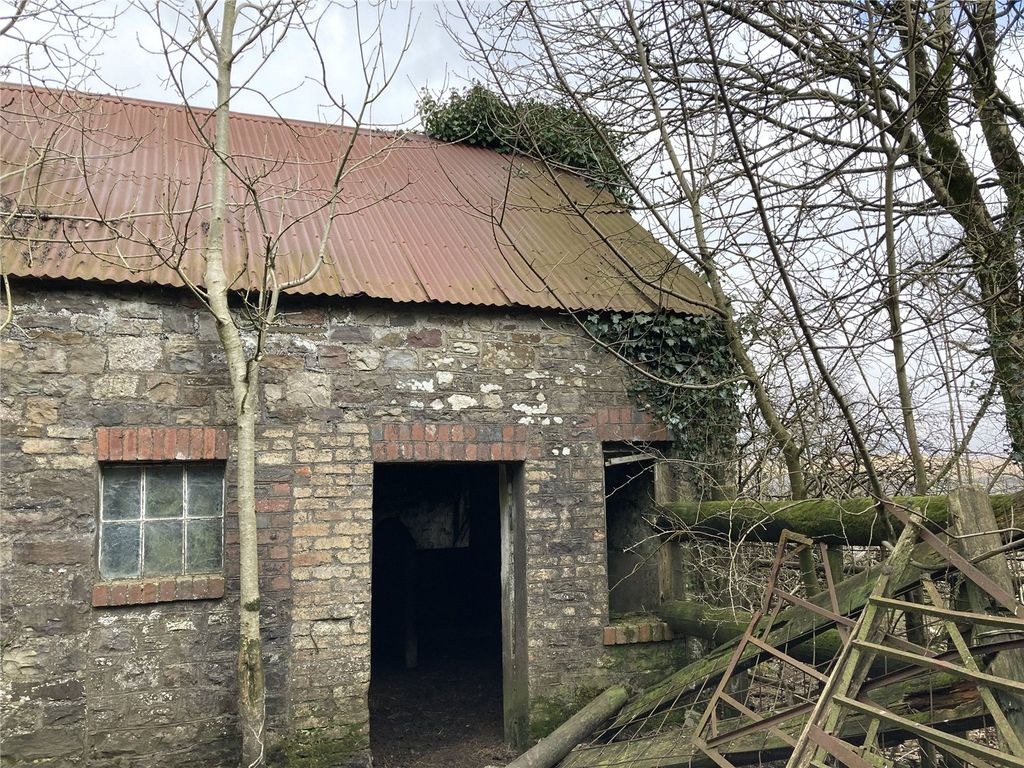 Property photo 2 of 6 Picture No. 02