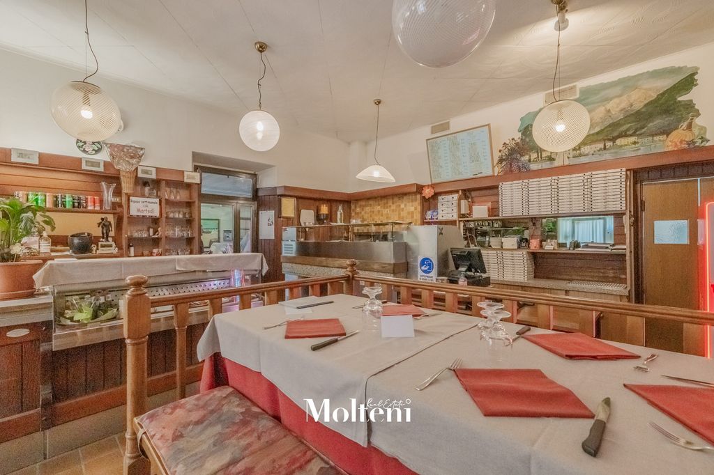 Property photo 3 of 28