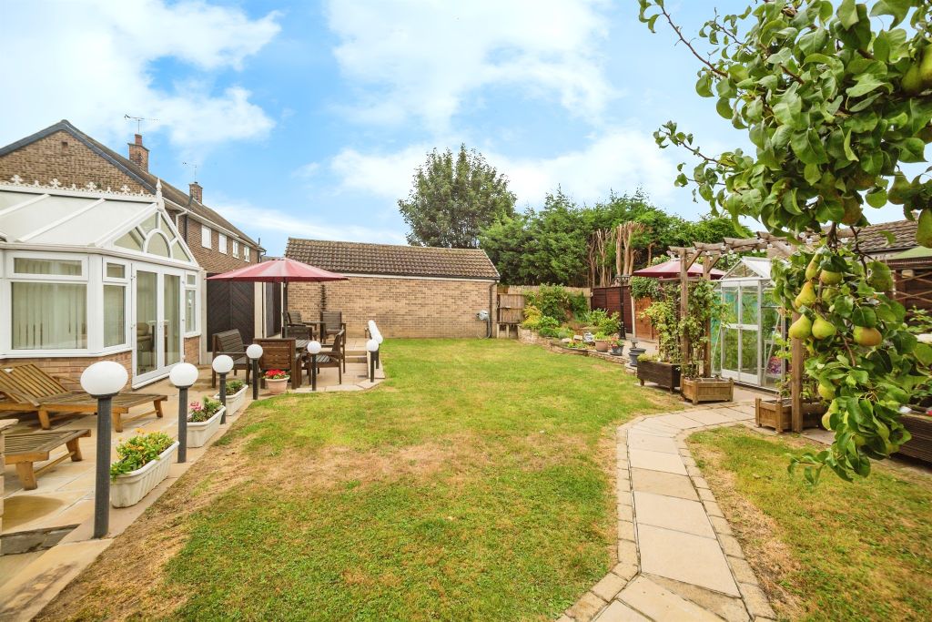 Property photo 2 of 24