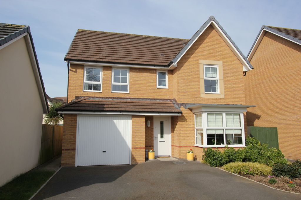 Property photo 1 of 23