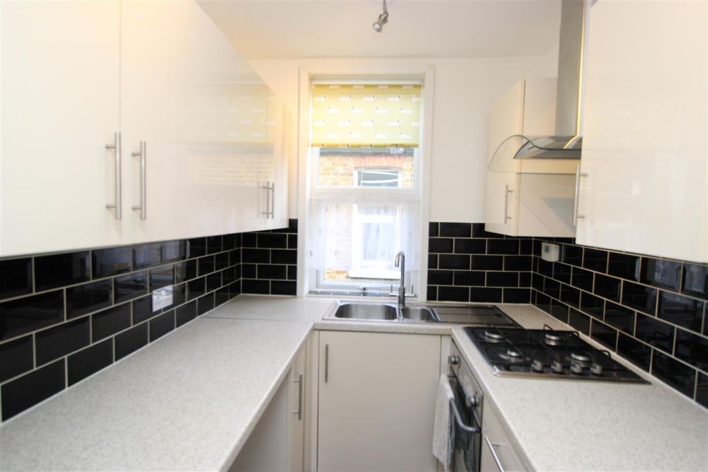 Property photo 3 of 8 Img_0277.Jpg