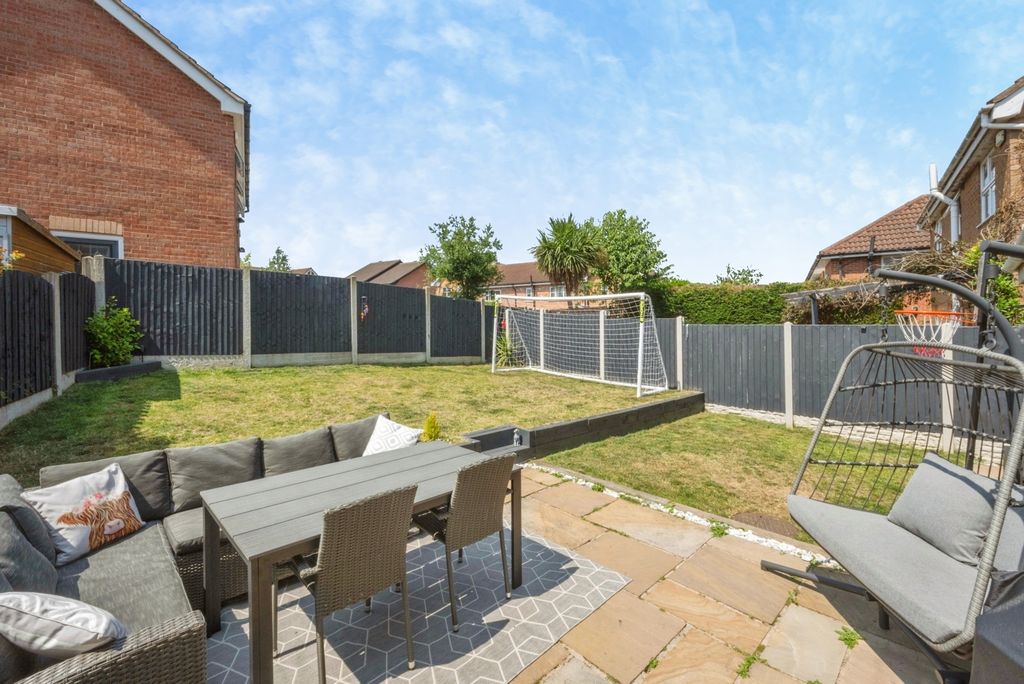 Property photo 2 of 20 Pbox-Img.Jpg