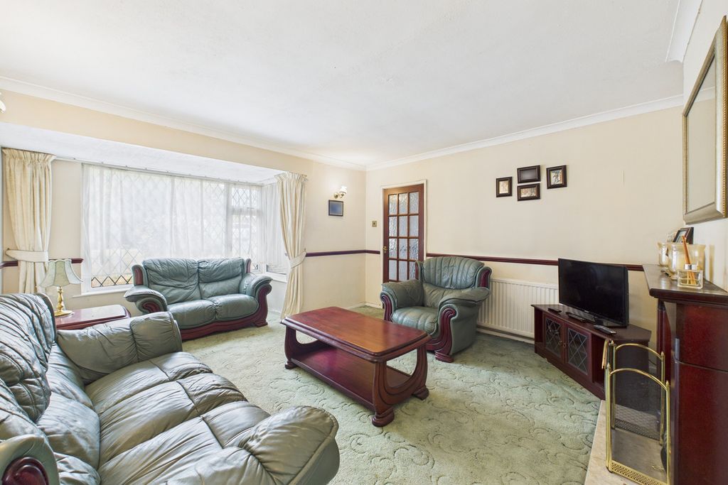 Property photo 2 of 24