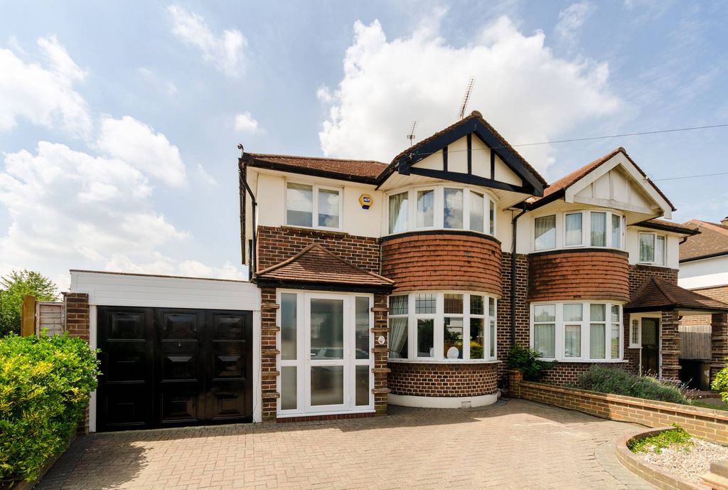 Property photo 2 of 15