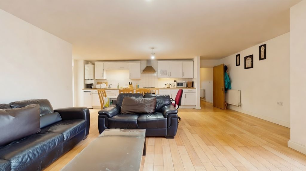 Property photo 1 of 15 Living Room