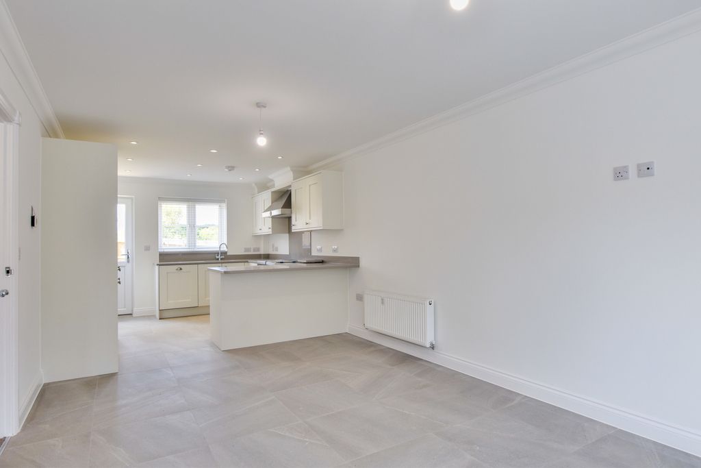 Property photo 2 of 31 Dsc_0070-Dsc_0072