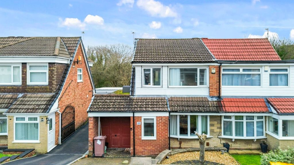 Property photo 1 of 28