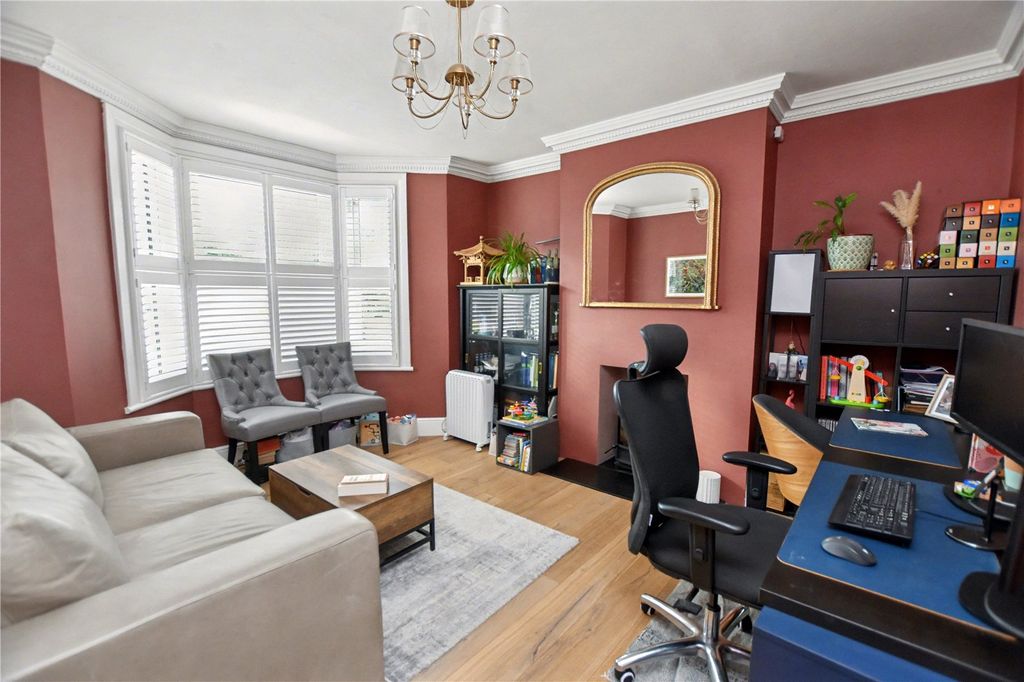 Property photo 3 of 17 Picture No. 26