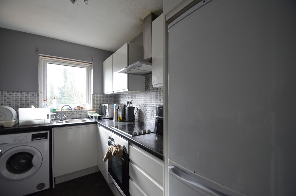 Property photo 3 of 8 _Dsc0608