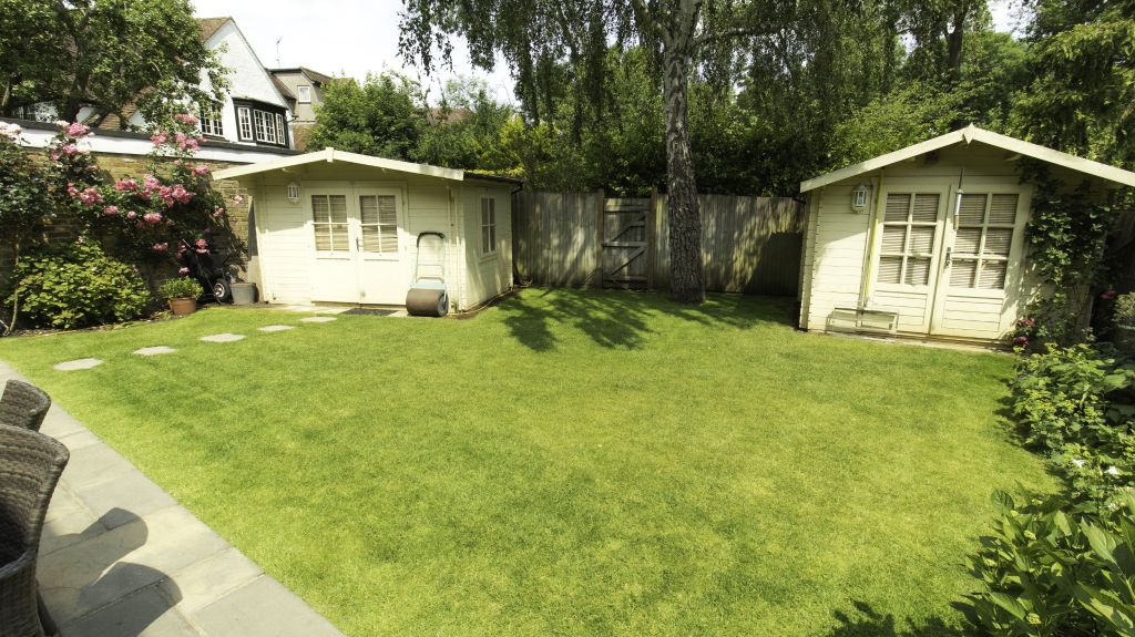 Property photo 2 of 10