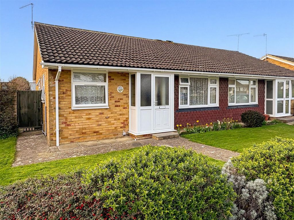 Property photo 1 of 12 Image00003.Jpg