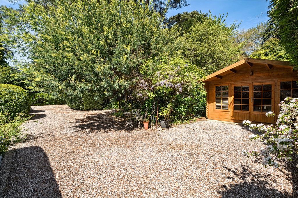 Property photo 3 of 30 Summer House