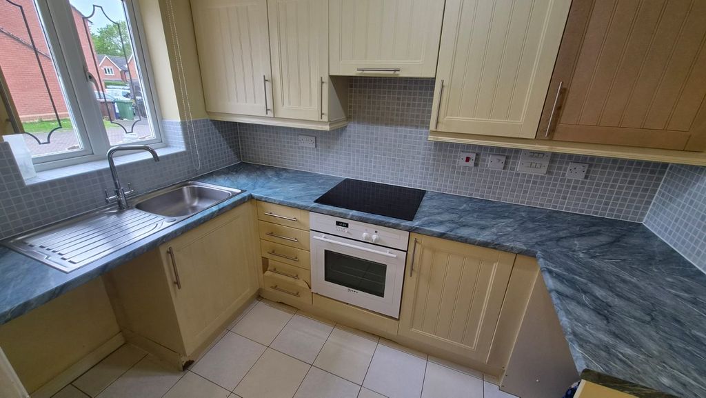 Property photo 2 of 11 Picture No. 21