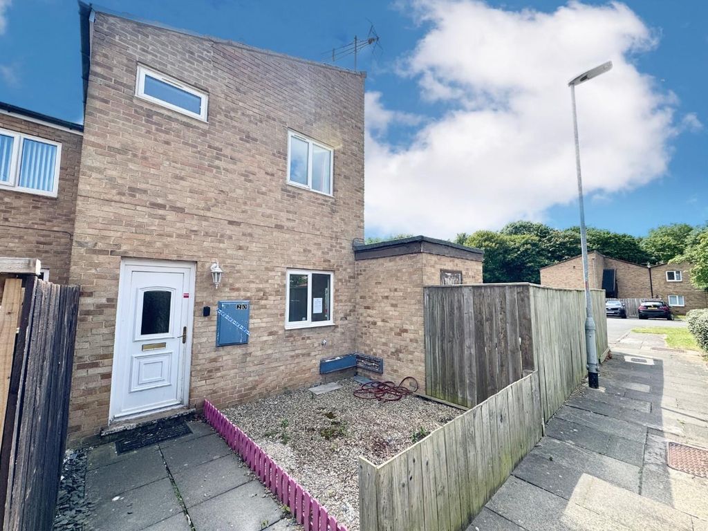 Property photo 1 of 12