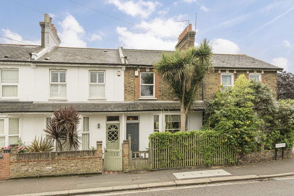 Property photo 1 of 6