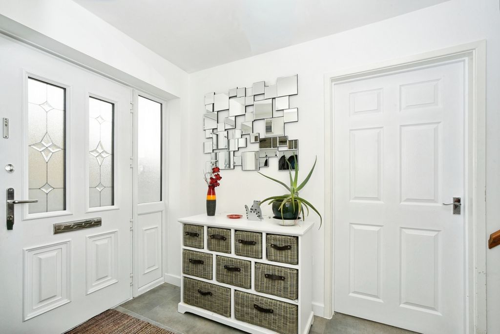 Property photo 2 of 20 Image 1