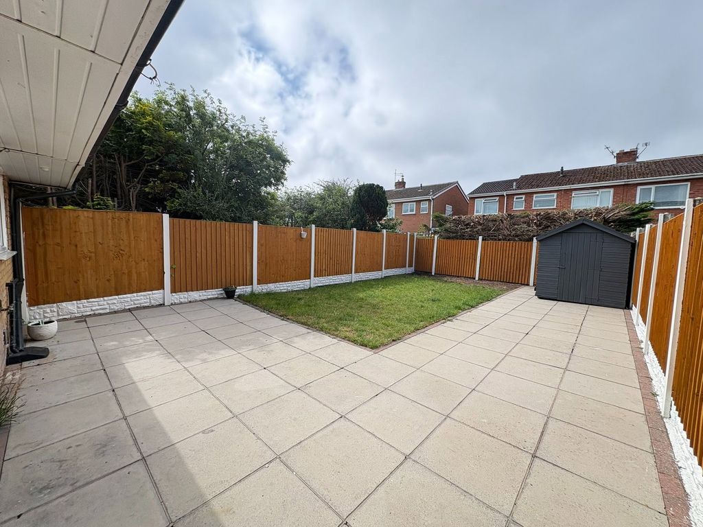 Property photo 3 of 27
