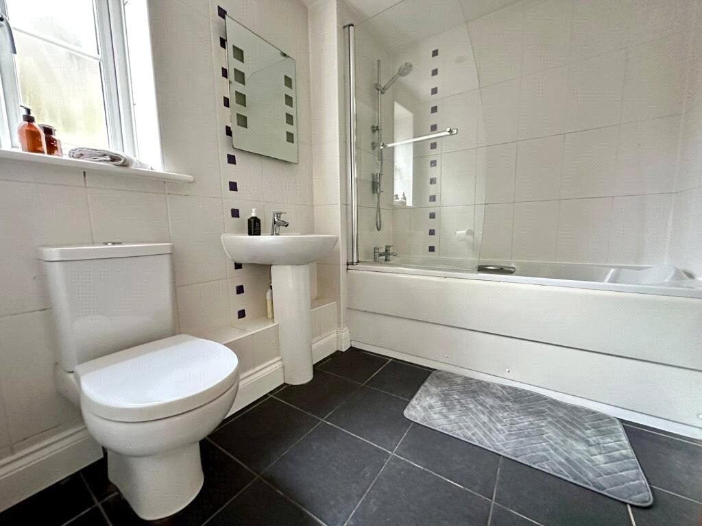 Additional image 6 of 1 bed maisonette for saleLiphook, Hampshire GU30