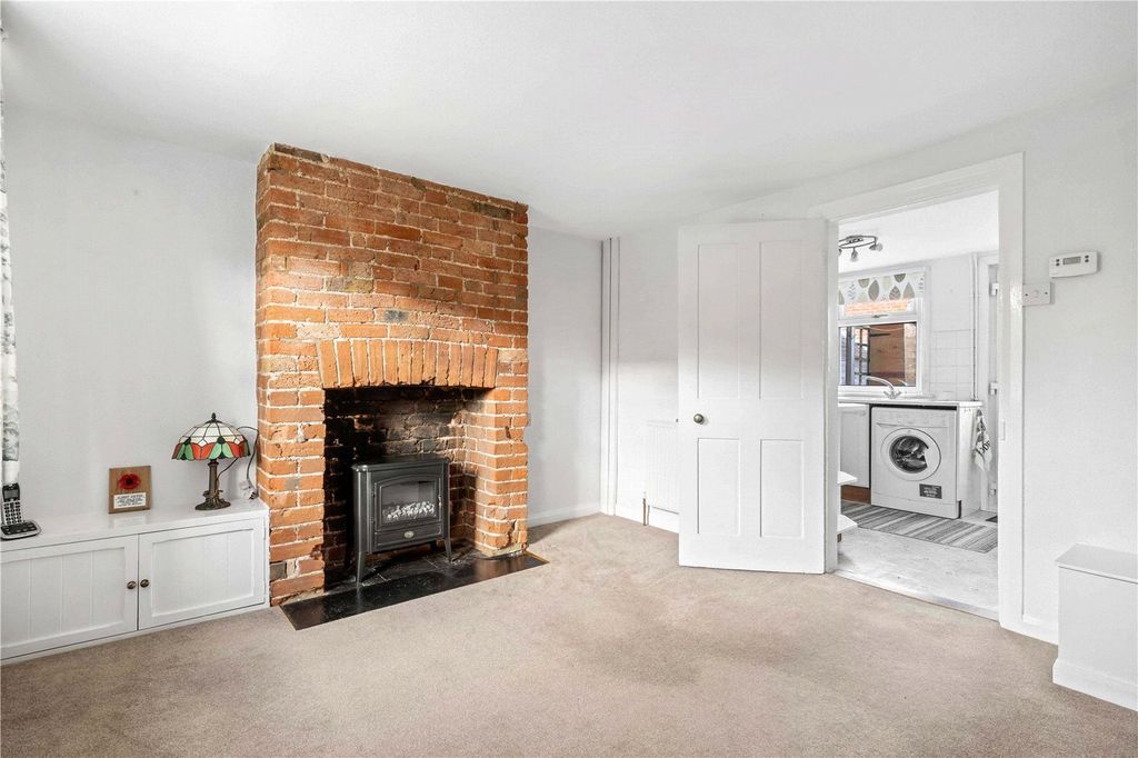 Property photo 2 of 12 Picture No. 01