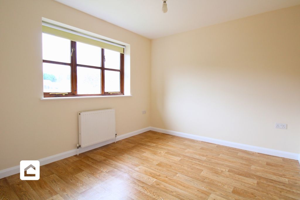 Property photo 3 of 11 3