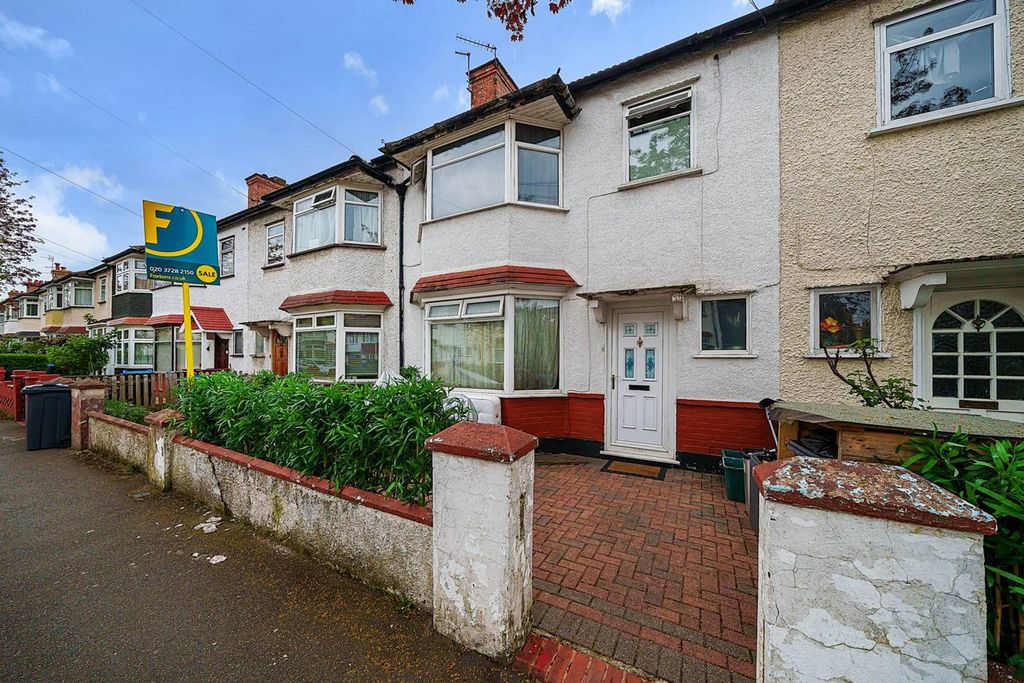 Property photo 1 of 3
