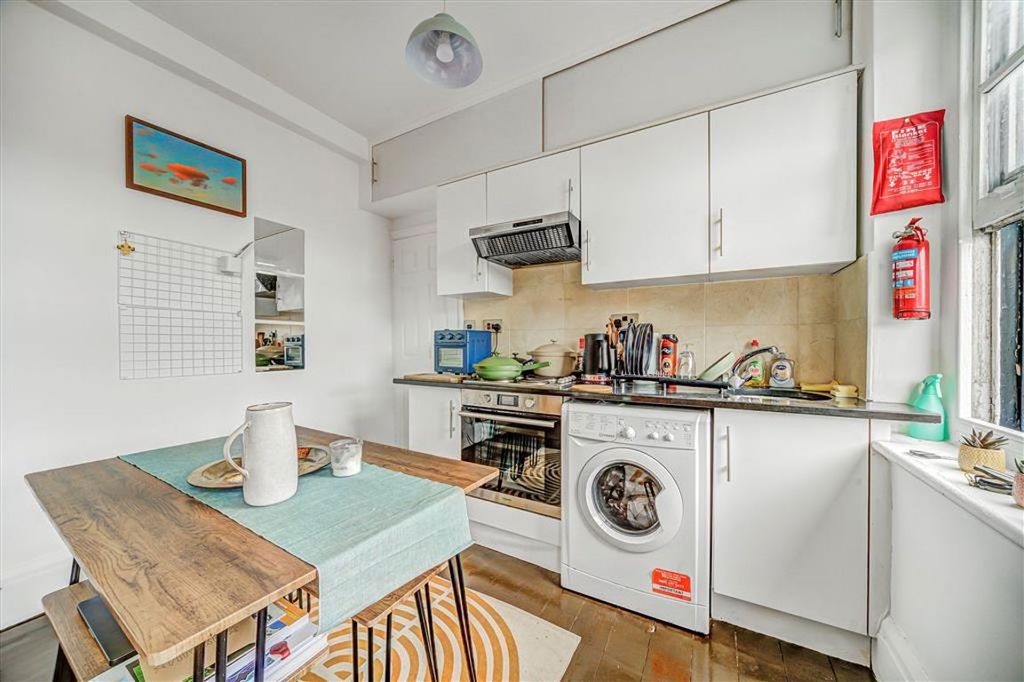 Property photo 1 of 5
