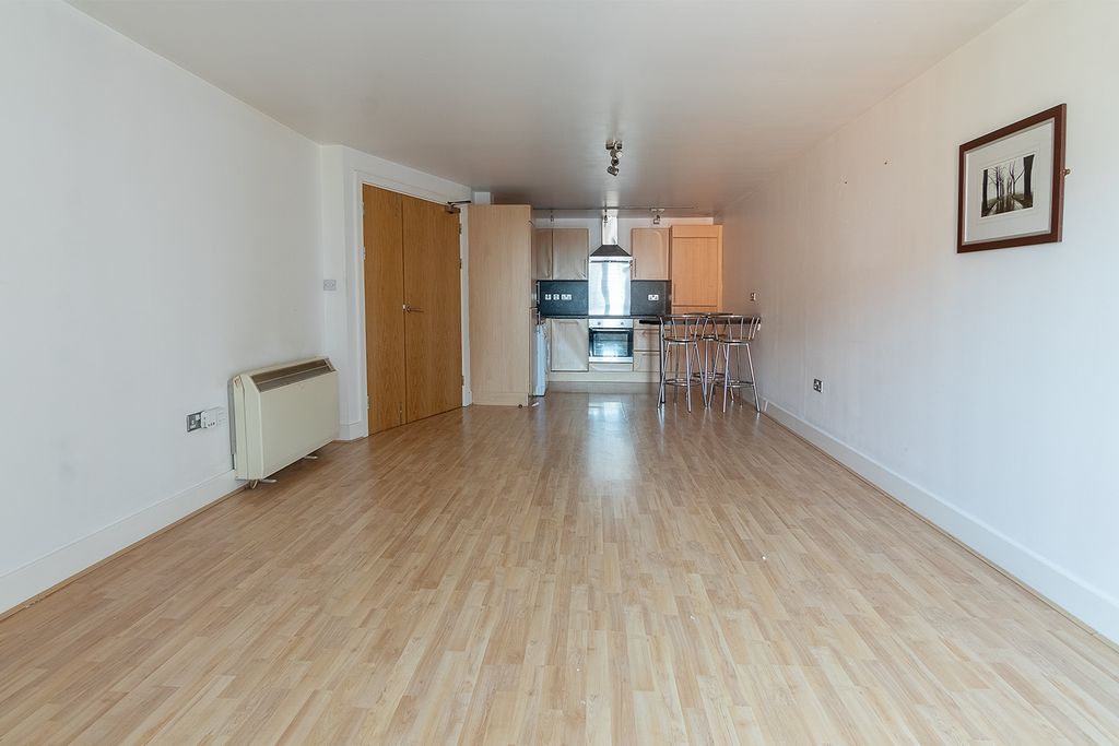 Property photo 3 of 30