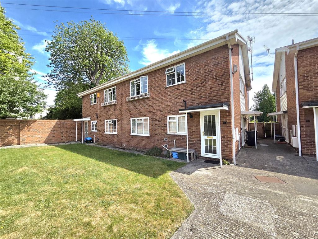 Property photo 1 of 12