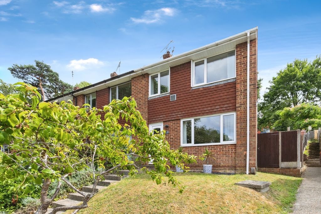 Property photo 1 of 20