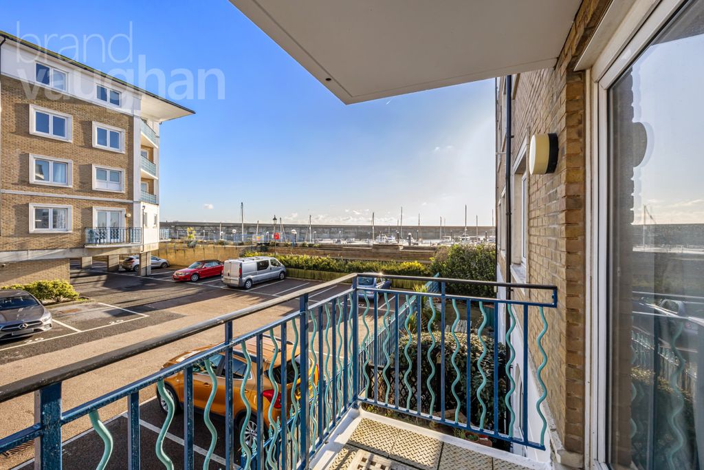 Property photo 3 of 23 Picture No. 01